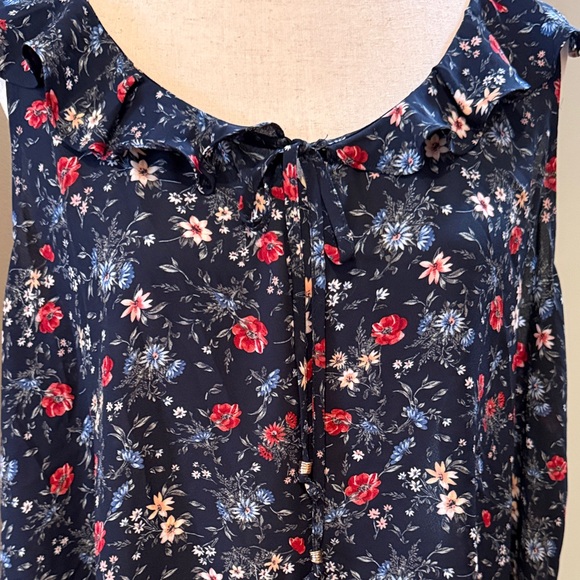 Navy Floral Ruffle Blouse - Picture 3 of 16